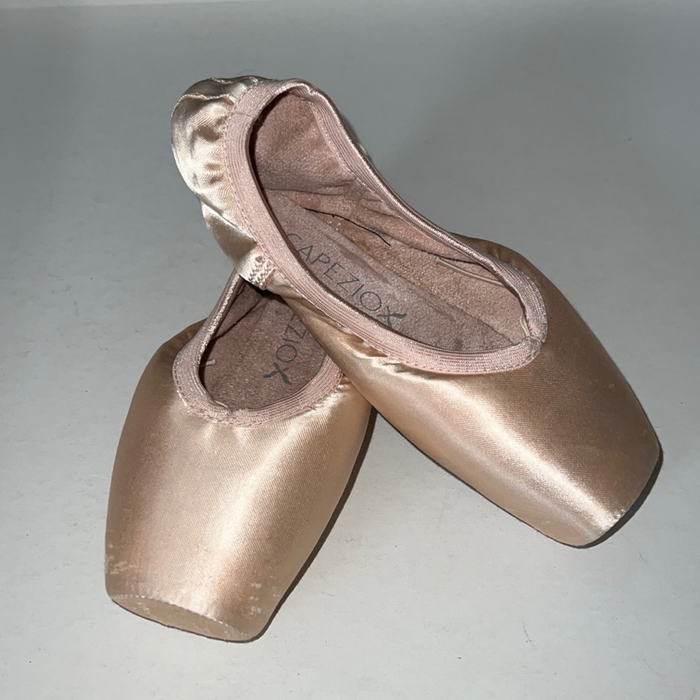 Capezio Toe Shoes - Size 5M